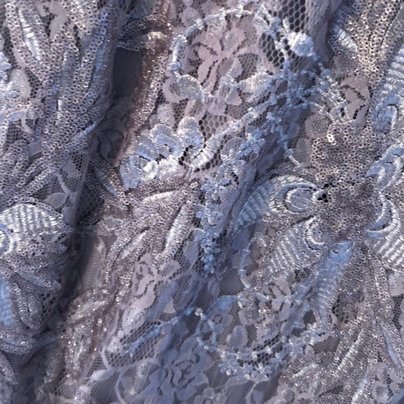 Adrianna Papell evening gown - Picture 3 of 7